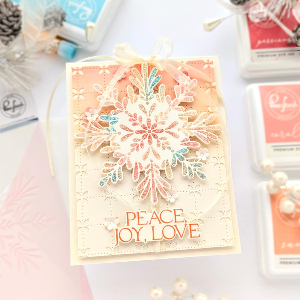 Pinkfresh Studio 4.25"X5.5" Stencils: Radiating Snowflake, 1/Pkg (5A002CM61GG50)