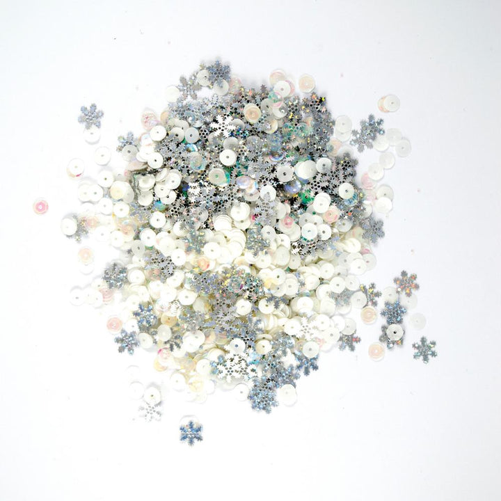Craft Consortium Candy Christmas Sequins: Snowflakes (CCSQN010)